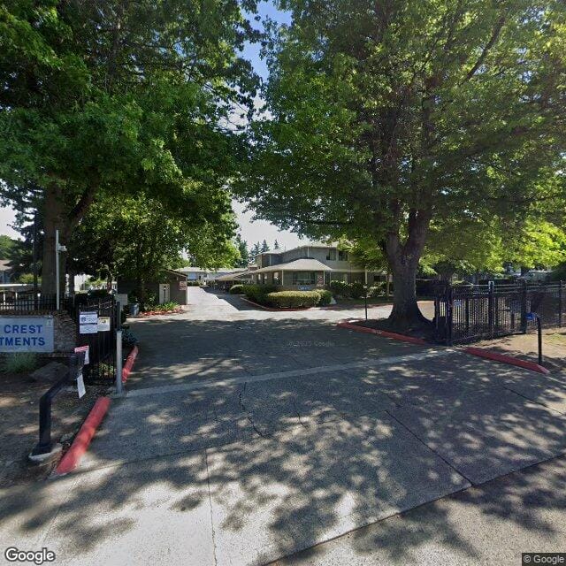 Photo of LAKE CREST APTS. Affordable housing located at 8106 SE LAKE RD MILWAUKIE, OR 97267