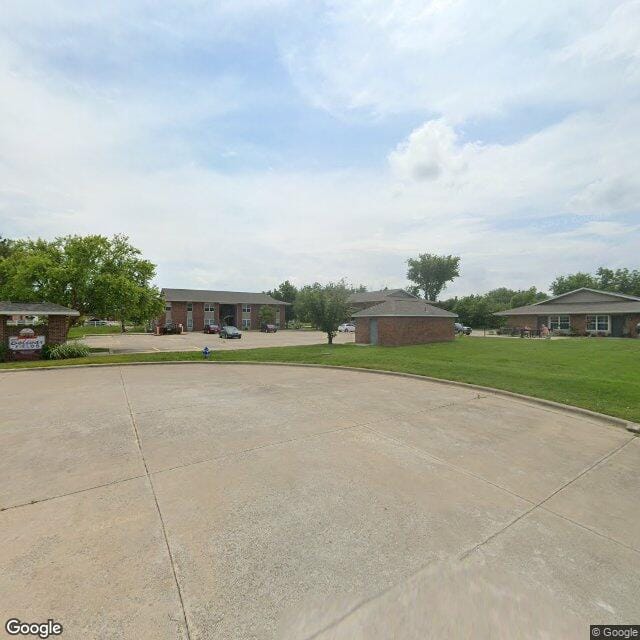 Photo of BOLIVAR PLAZA APTS (BOLIVAR). Affordable housing located at 411 MAPLE ST BOLIVAR, MO 65613