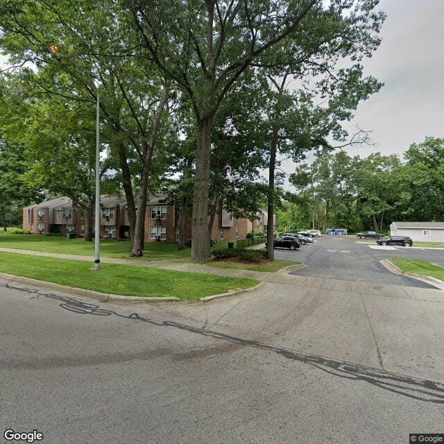 Photo of Wells Villa. Affordable housing located at 2818 Woodcliffe Dr Muskegon, MI 49444