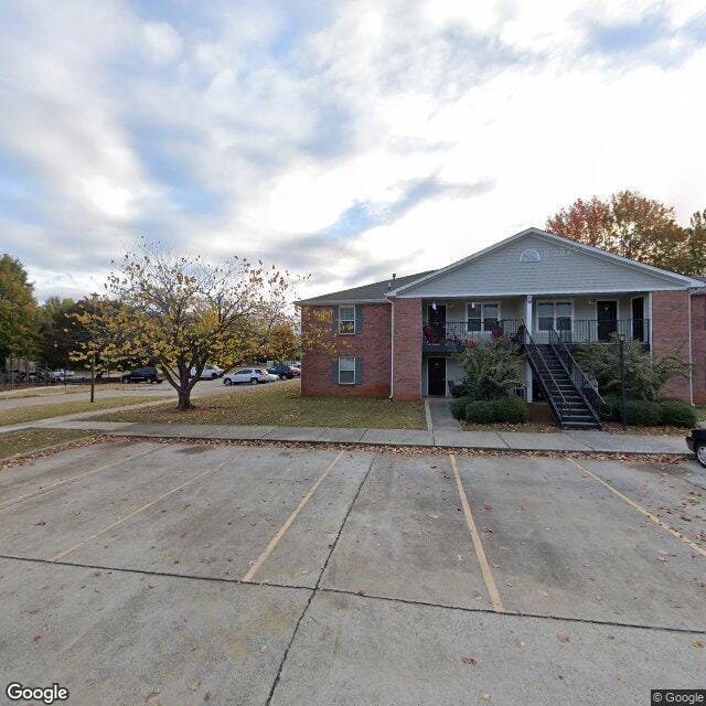 Photo of IVY POINTE APTS I. Affordable housing located at 400 JOHN ALDRIDGE DR TUSCUMBIA, AL 35674