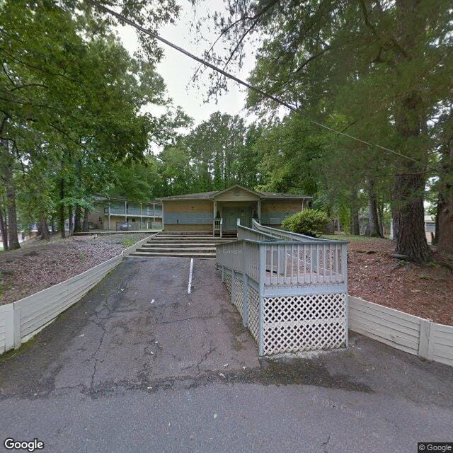 Photo of Azalea Apartments. Affordable housing located at 320 Fisher Ferry Rd Vicksburg, MS 39180
