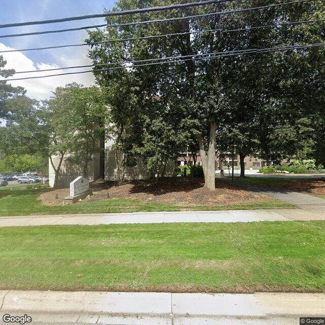 Photo of BRETON VILLAGE GREEN. Affordable housing located at 2305 BURTON SE GRAND RAPIDS, MI 49506