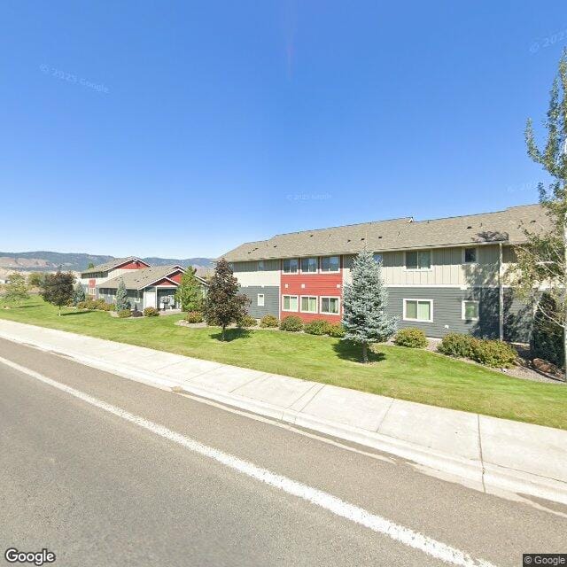 Photo of BLUE SPRINGS CROSSING. Affordable housing located at 10800 S WALTON RD ISLAND CITY, OR 97850