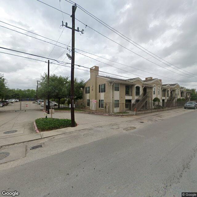 Photo of Villa del Prado Apartments. Affordable housing located at 9313 Tallyho Rd Houston, TX 77017