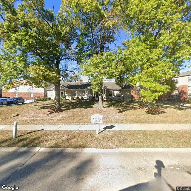 Photo of LAUREL PARK APTS. Affordable housing located at 2004 VINCENNES DR JENNINGS, MO 63136