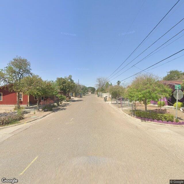 Photo of Los Naranjos Apartments. Affordable housing located at 210 N Eagle Pass St Mission, TX 78573
