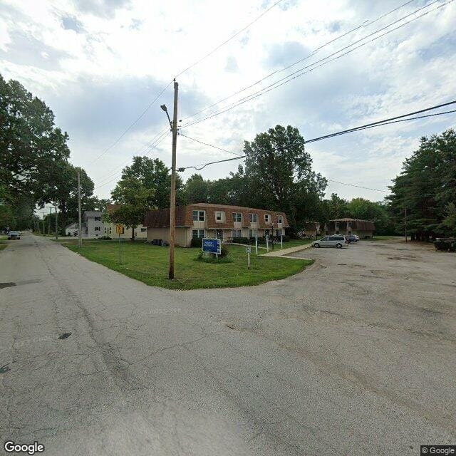 Photo of SHUMWAY APTS. Affordable housing located at 600 W THIRD ST TAYLORVILLE, IL 62568