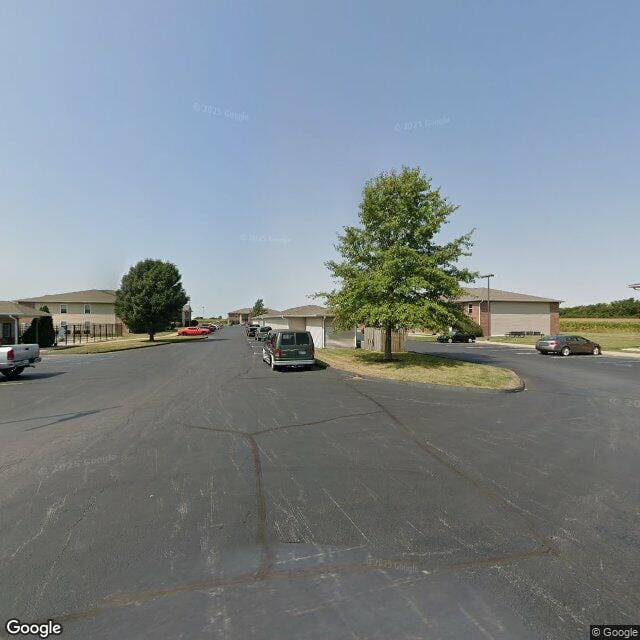 Photo of Westport. Affordable housing located at 2 Westport Dr Sullivan, IL 61951