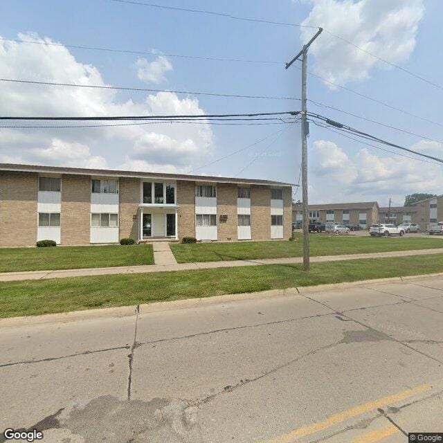Photo of Woodcreek Manor Apartments. Affordable housing located at 1050 Goddard Rd Lincoln Park, MI 48146