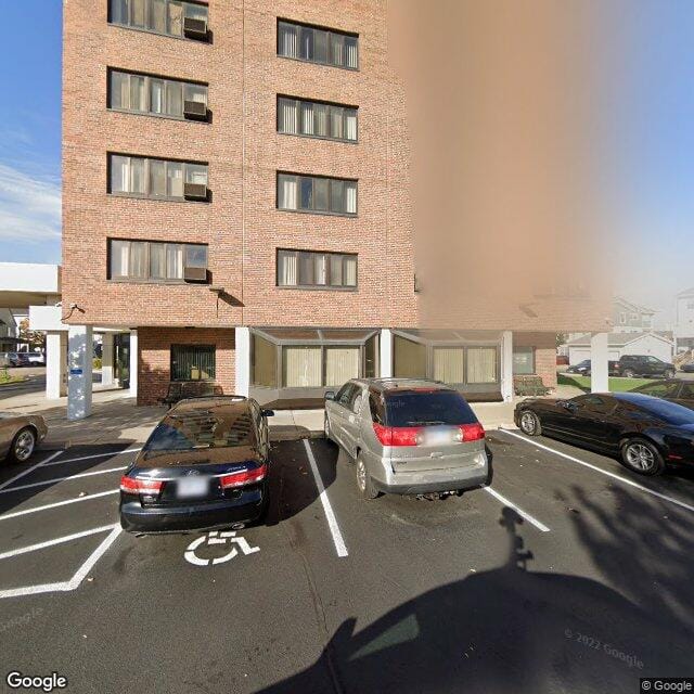 Photo of SOUTH HAVEN. Affordable housing located at 3400 PARKLAWN AVE EDINA, MN 55435