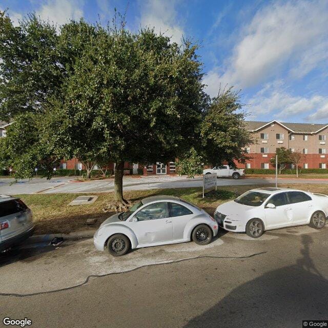 Photo of Silverstone Retirement Community. Affordable housing located at 2800 Broadmoor Dr Fort Worth, TX 76116
