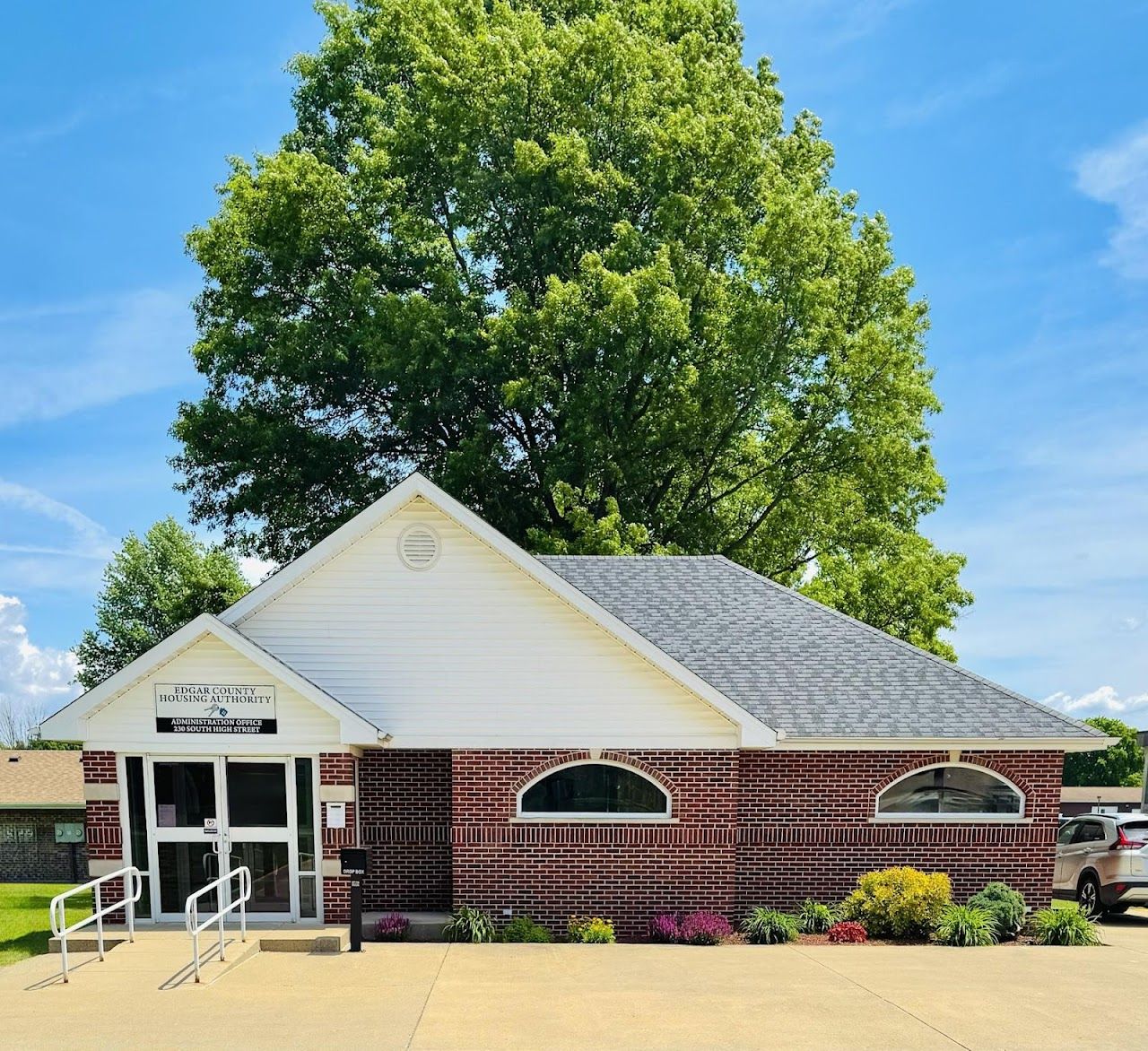Photo of Housing Authority of Edgar County. Affordable housing located at 604 E HIGHLAND Drive PARIS, IL 61944