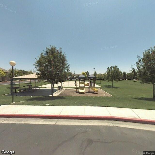 Photo of VILLA DE GUADALUPE (OROSI). Affordable housing located at 12554 AVE 408 OROSI, CA 93647