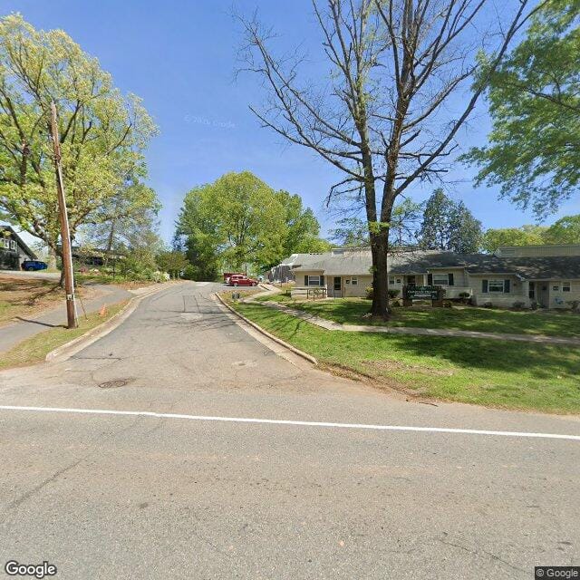 Photo of OAKWOOD VILLAGE APTS. Affordable housing located at 1216 N WASHINGTON STREET RUTHERFORDTON, NC 28139