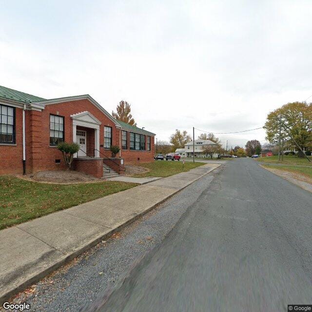 Photo of SKYLINE MANOR. Affordable housing located at 800 FITZLEE ST GLASGOW, VA 24555