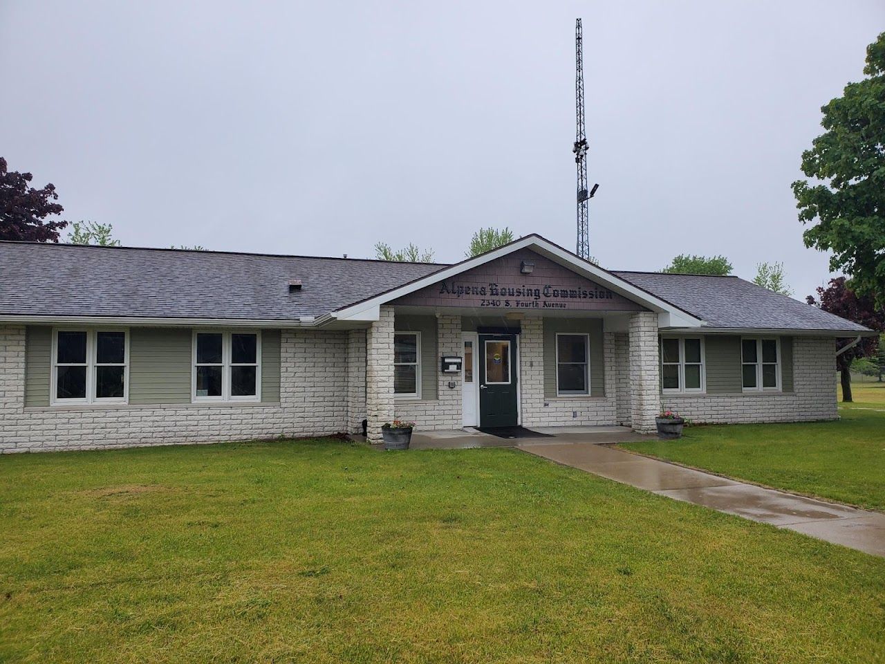 Photo of Alpena Housing Commission. Affordable housing located at 2340 S 4TH Street ALPENA, MI 49707