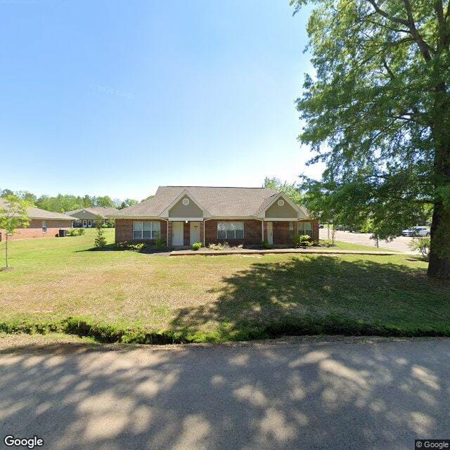 Photo of GROVE APTS. Affordable housing located at 411 W REYNOLDS ST PONTOTOC, MS 38863