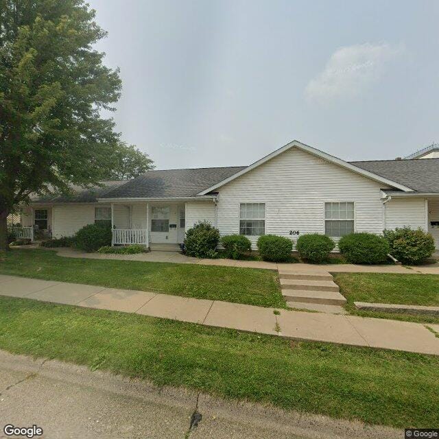 Photo of HURST APTS PHASE II. Affordable housing located at 227 S MAIN ST MAQUOKETA, IA 52060