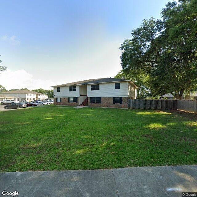 Photo of SPRING RUN APTS at 201 SPRING RUN DR FAIRHOPE, AL 36532