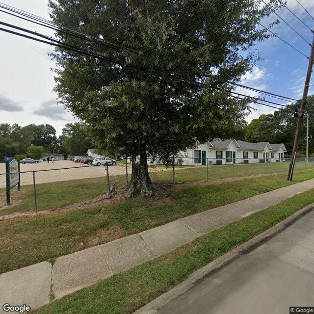 Photo of Shreveport Gardens. Affordable housing located at 235 E Stoner Ave Shreveport, LA 71101