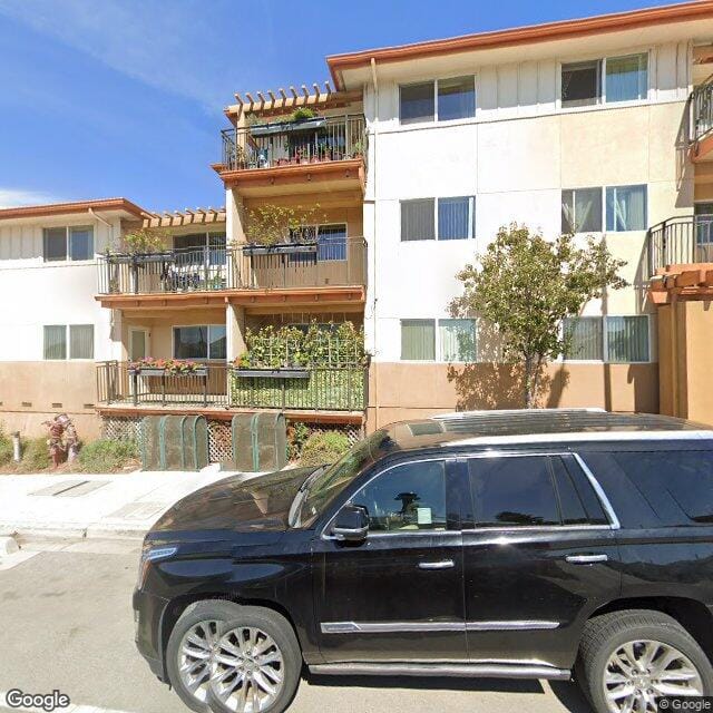 Photo of LA GLORIA SENIOR APTS at 539 E MARKET ST SALINAS, CA 93905