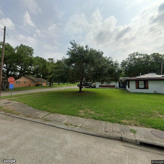 Photo of LAKE JACKSON MANOR. Affordable housing located at 120 GARLAND DR LAKE JACKSON, TX 77566