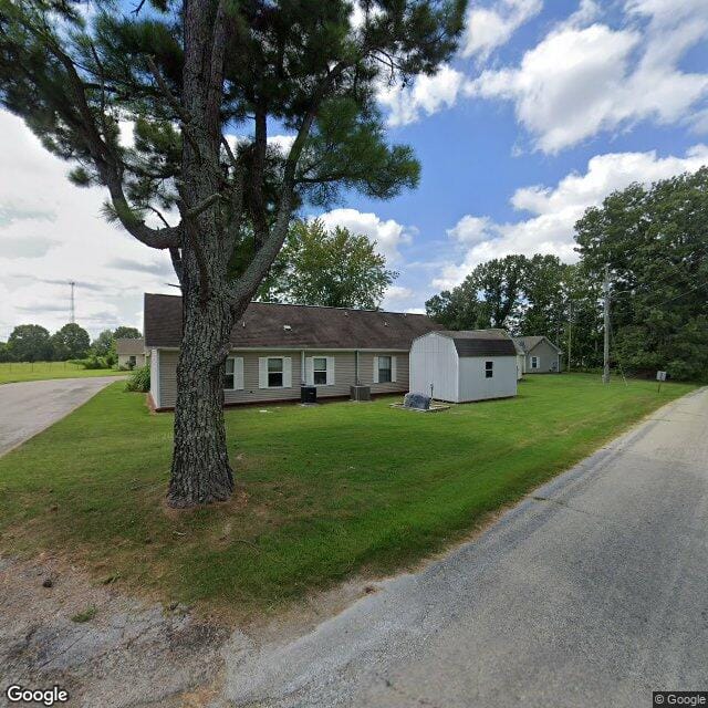 Photo of FOXFIRE APARTMENTS at 11 FOXFIRE CR ASH FLAT, AR 72513