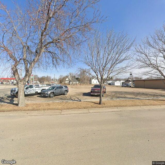 Photo of Ellendale Village Apartments. Affordable housing located at 305-321 6th Ave S Ellendale, ND 58436