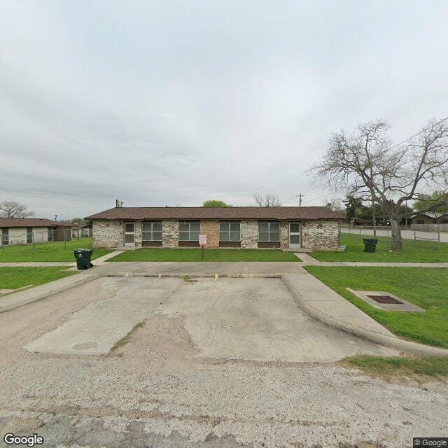 Photo of Runge Housing Authority. Affordable housing located at 406 N. Helena RUNGE, TX 78151