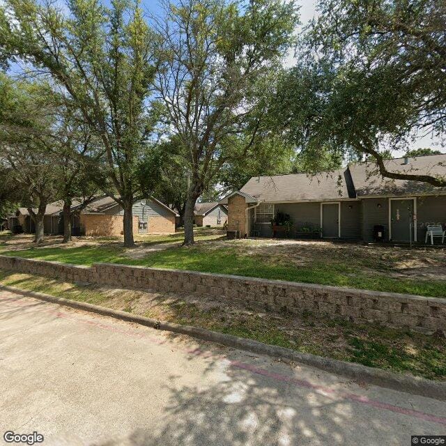 Photo of WOODLAND APTS. Affordable housing located at 500 W 17TH ST MT PLEASANT, TX 75455