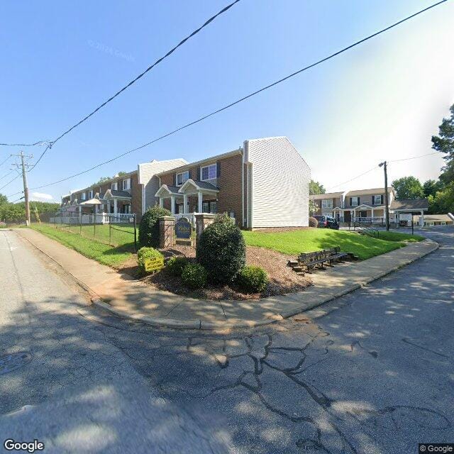Photo of WOODCREST APARTMENTS. Affordable housing located at 226 WILSON STREET LENOIR, NC 28645