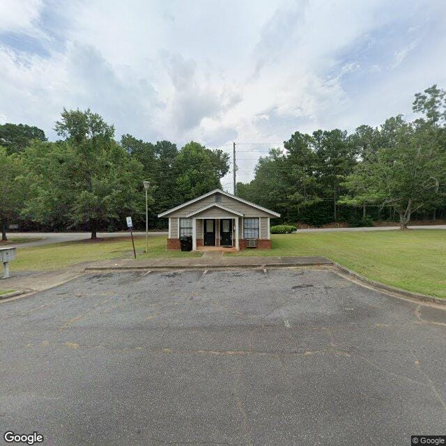Photo of South Oak Apartments. Affordable housing located at 149 Cameron Cir Barnesville, GA 30204