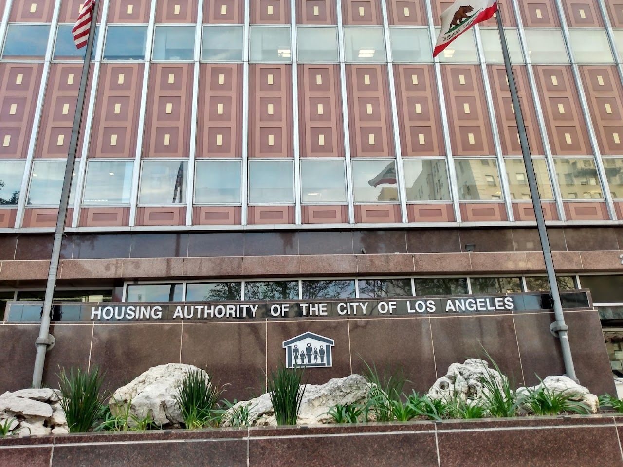 Photo of Housing Authority of the City of Los Angeles. Affordable housing located at 2600 Wilshire Blvd LOS ANGELES, CA 90057