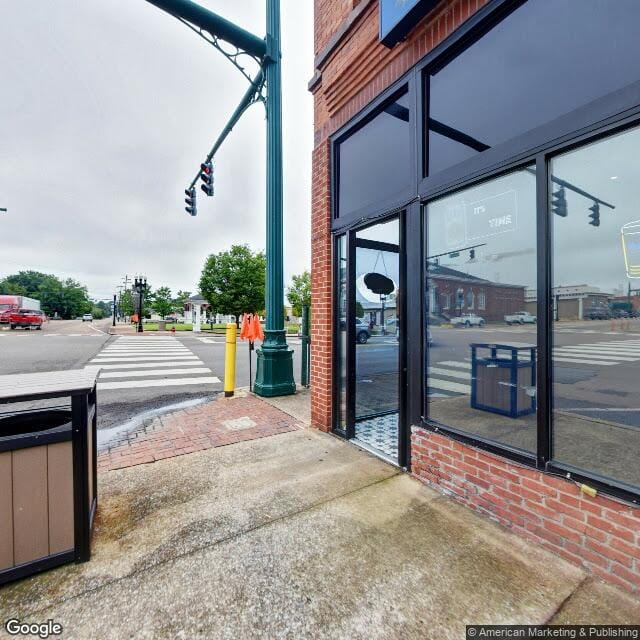 Photo of PARK VILLAGE OF PARIS. Affordable housing located at 1450 N MARKET ST PARIS, TN 38242