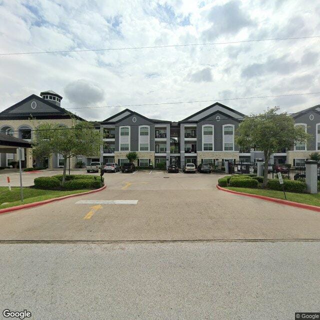 Photo of MANSIONS AT MOSES LAKE. Affordable housing located at 2211 34TH ST N TEXAS CITY, TX 77590