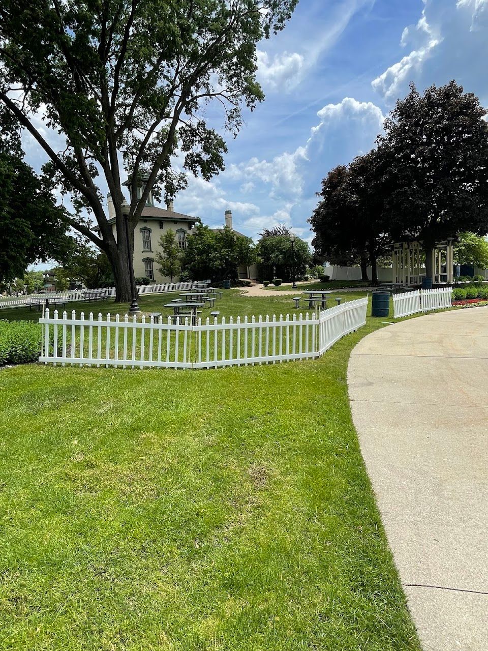 Photo of Sterling Heights Housing Commission. Affordable housing located at 40555 Utica Road STERLING HEIGHTS, MI 48311