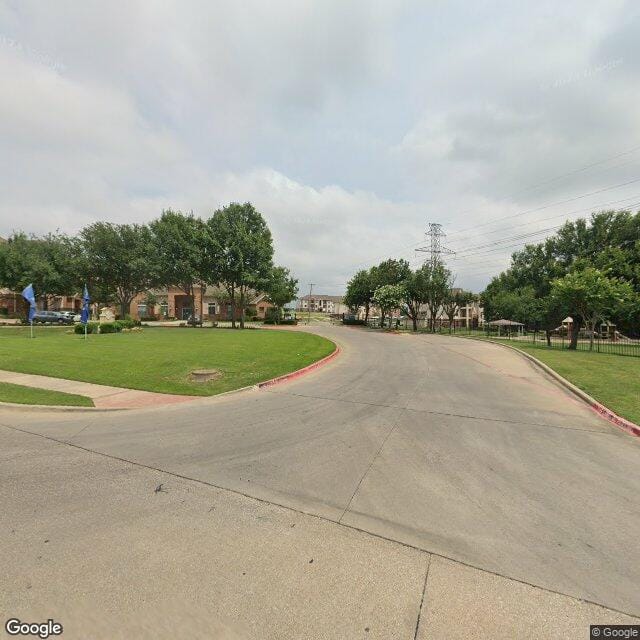 Photo of Post Oak East Apartments. Affordable housing located at 3888 Post Oak Blvd Euless, TX 76040